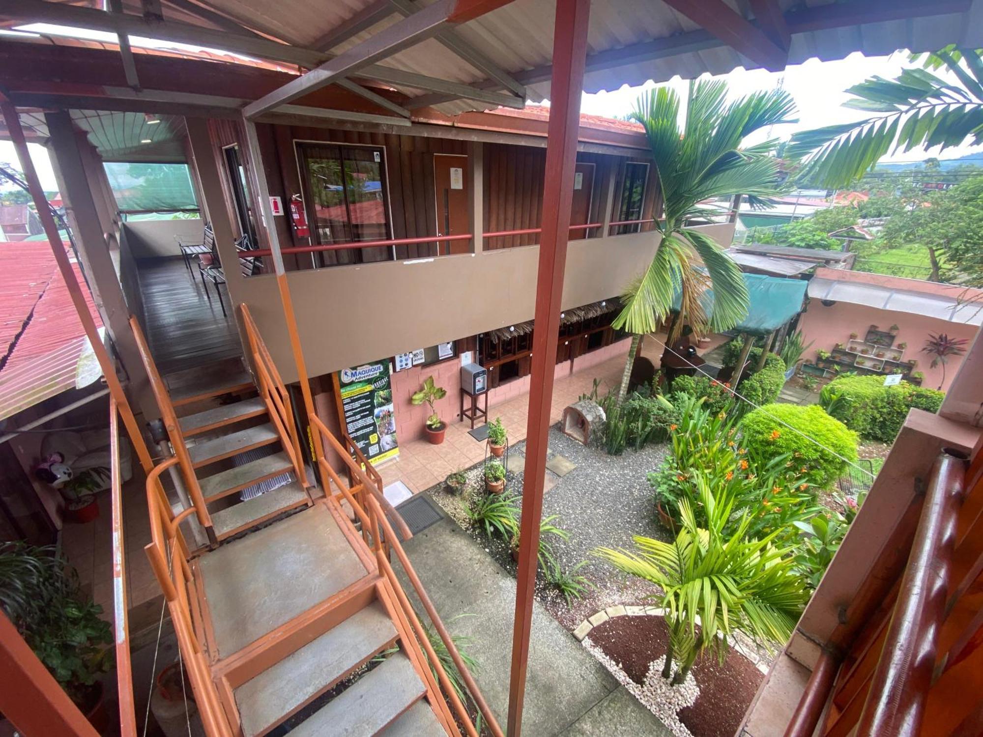 Hotel La Choza Inn La Fortuna 外观 照片