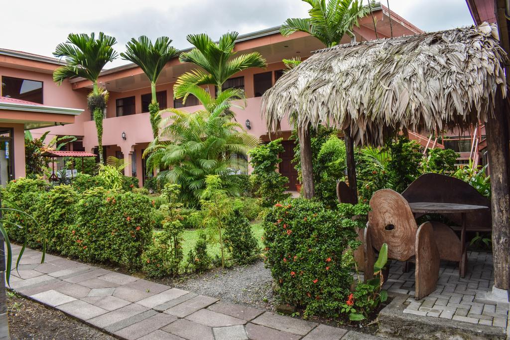 Hotel La Choza Inn La Fortuna 外观 照片